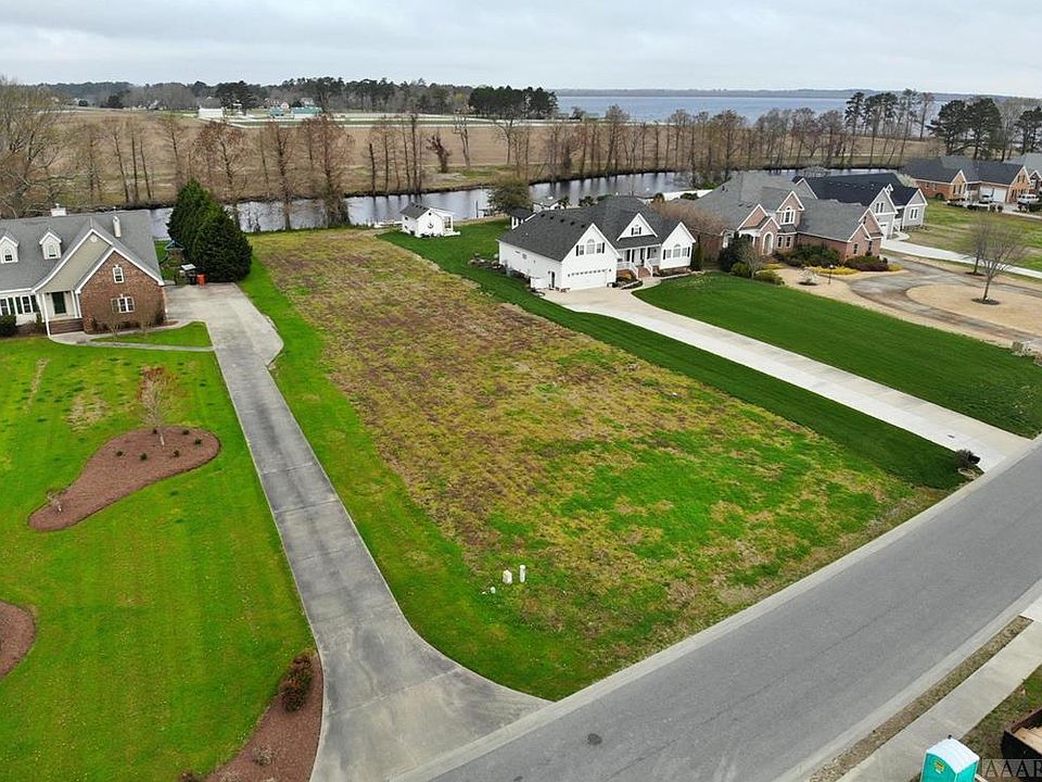1st image of 159 Pelican Pointe Dr