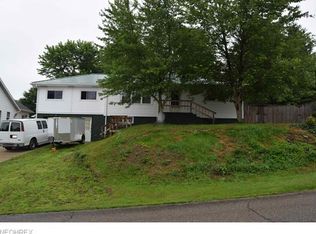 123 N Market St, Saint Clairsville, OH 43950