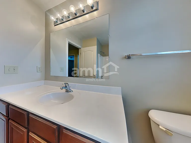 1811 Sumpter Ct — Photo 14