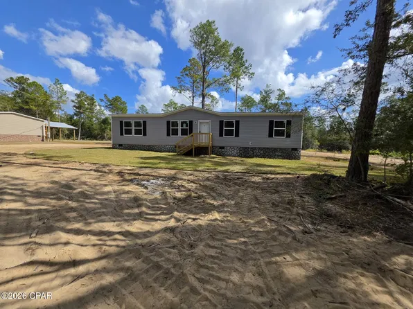 562 Apalachicola Ave, Alford, FL 32420