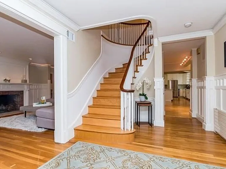 27 Gammons Rd #1 — Photo 4