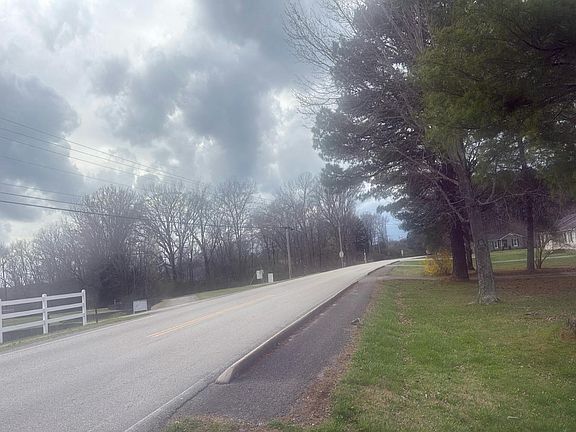 4th image of 920 Rock Creek Rd