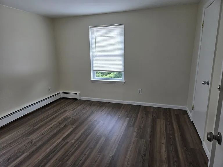 131 N Clinton St #3 — Photo 6
