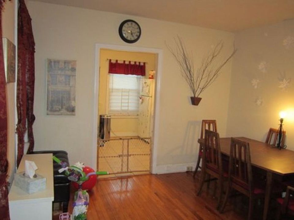 2nd image of 1106 Federal St Floor 2