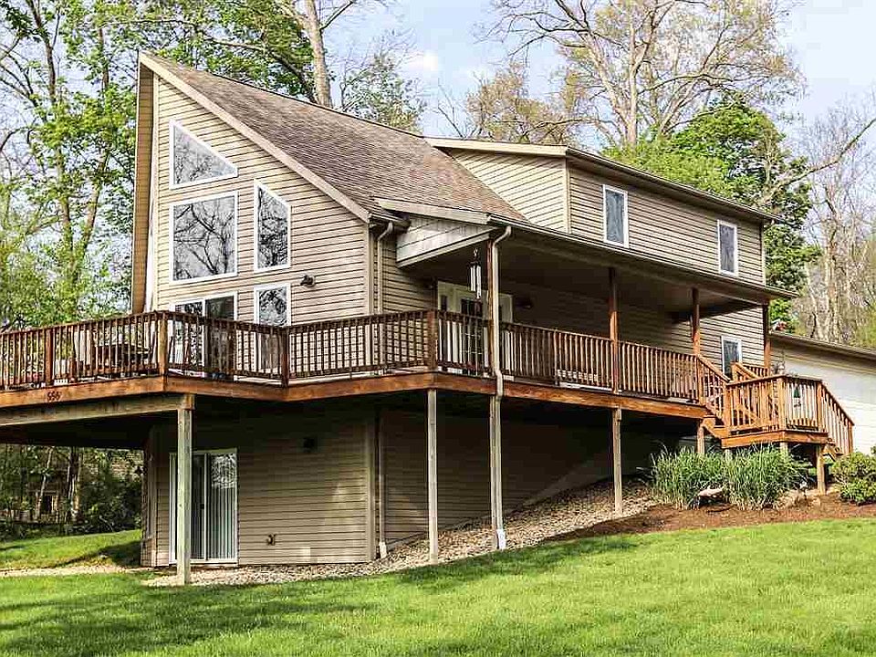 1st image of 556 Highland Hills Dr
