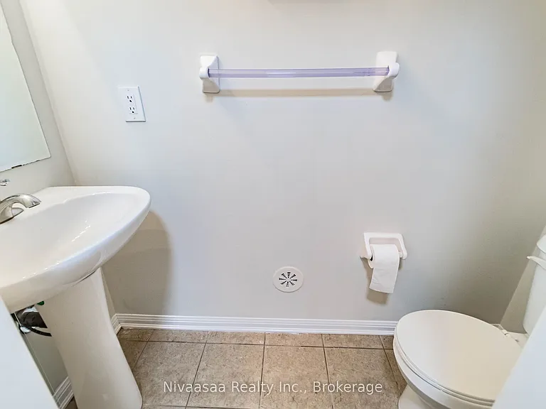 18 Betterton Cres — Photo 24