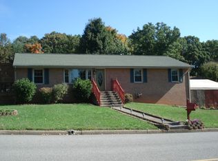 367 Ingal Blvd, Salem, VA 24153