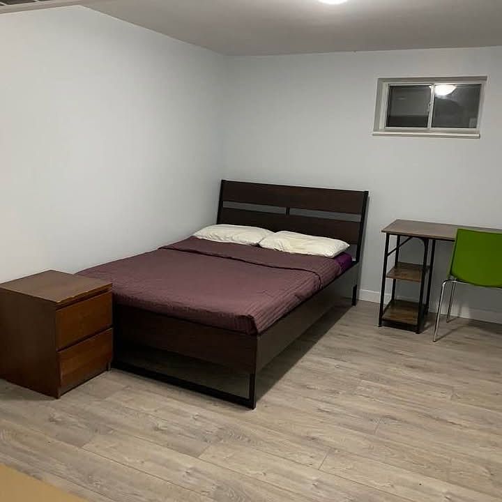 1st image of 34 Chopin Ave
