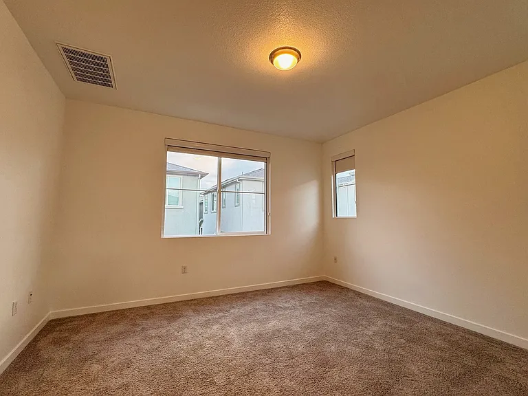 1520 Landing St — Photo 12
