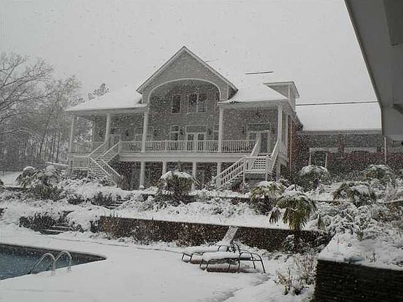 2nd image of 146 Cottonwood Dr