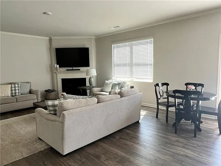 167 Fernbrook Trl — Photo 5