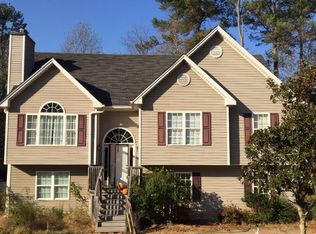 245 Edgefield Dr, Commerce, GA 30529