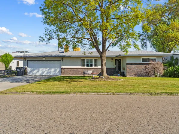 2738 E College Avenue, Visalia, CA 93292