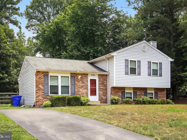 3072 Endicott Ct, Waldorf, MD 20602