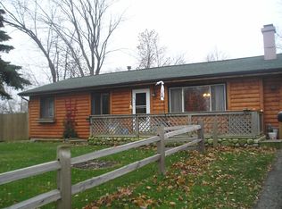 2295 Westwind Rd, Oshkosh, WI 54904