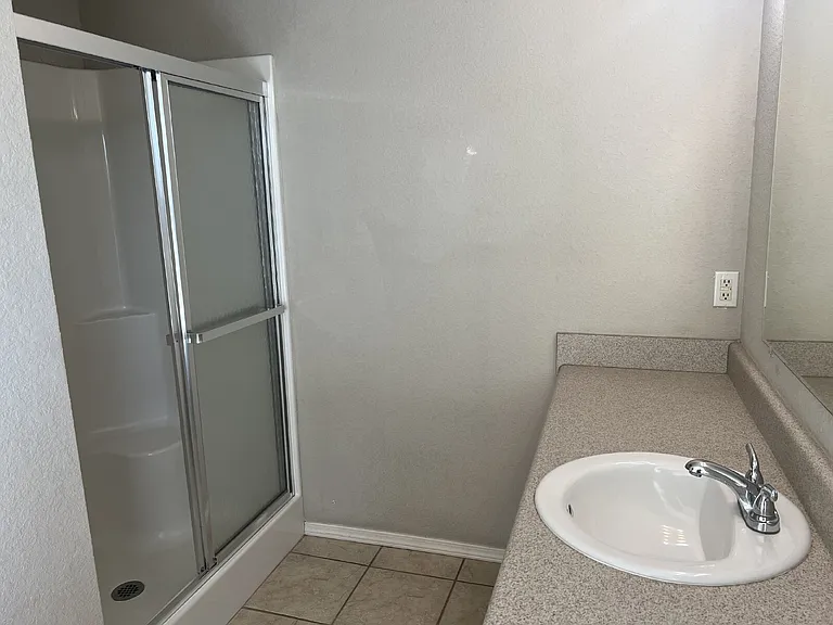 8105 Huntington Way — Photo 8