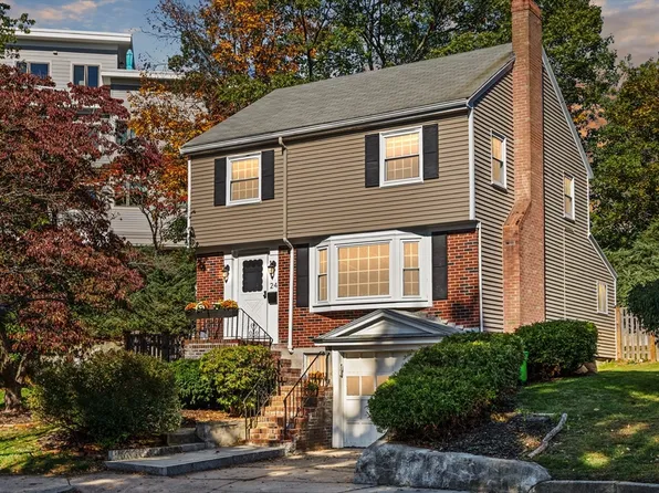 24 Hazelmere Rd, Roslindale, MA 02131