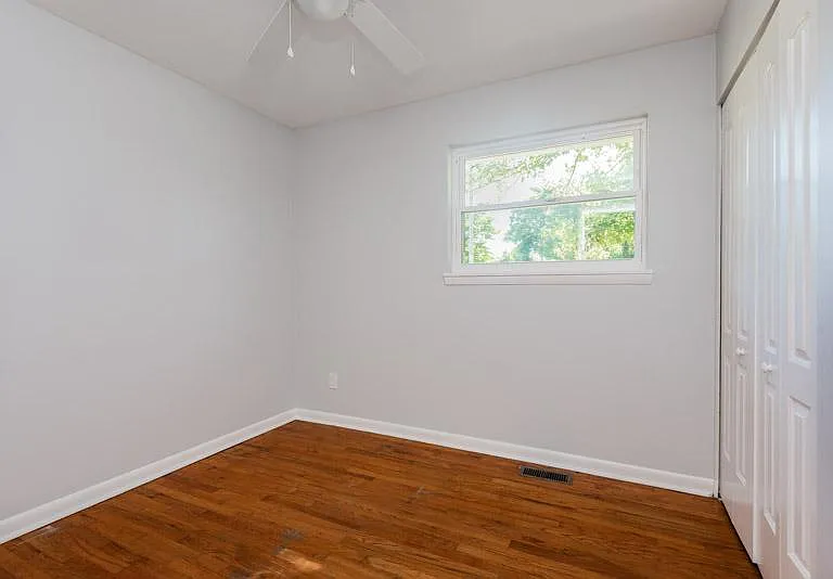 9102 Maiden Ct — Photo 17