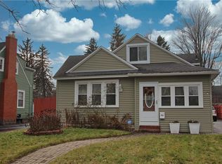 42 Conrad Dr, Rochester, NY 14616