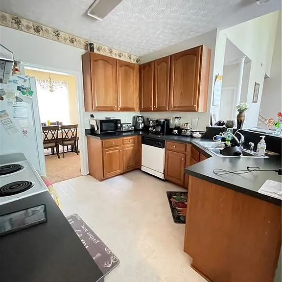 6244 Tewkesbury Way — Photo 8