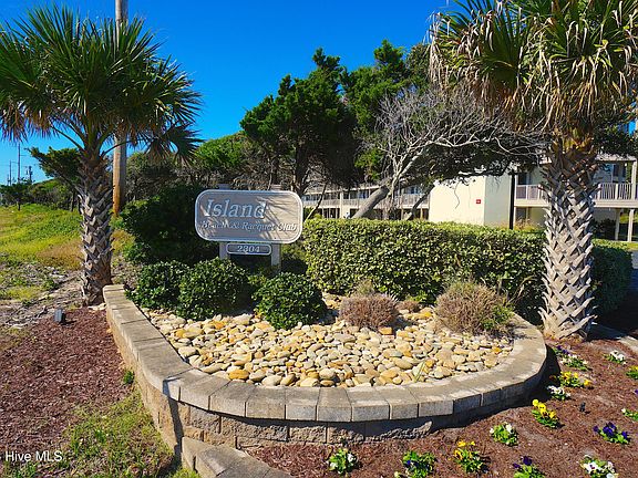 2nd image of 2404 W Fort Macon Road #G102