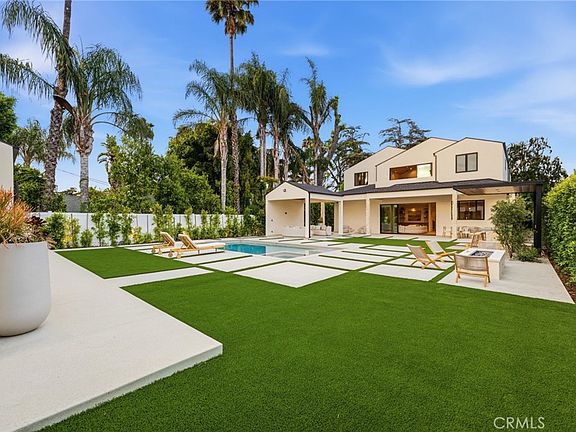 4th image of 4447 Matilija Ave