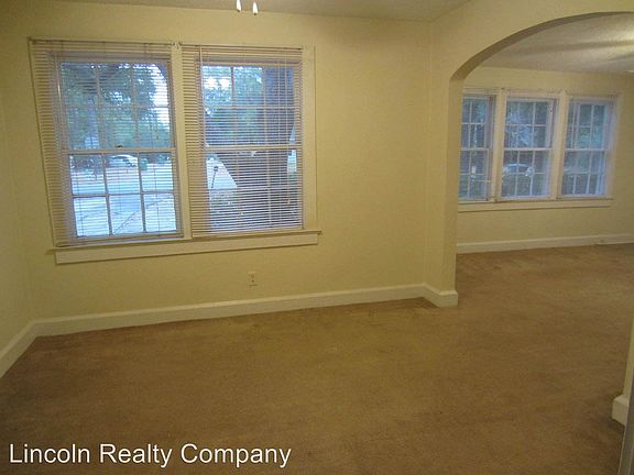 5th image of 703 Lakeland Ave