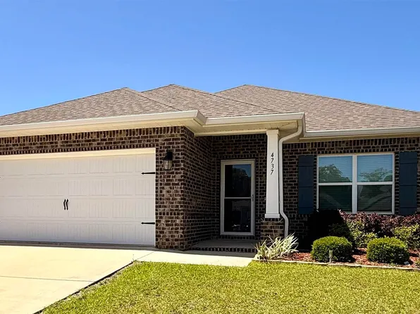 4737 Majestic Palm St, Milton, FL 32571