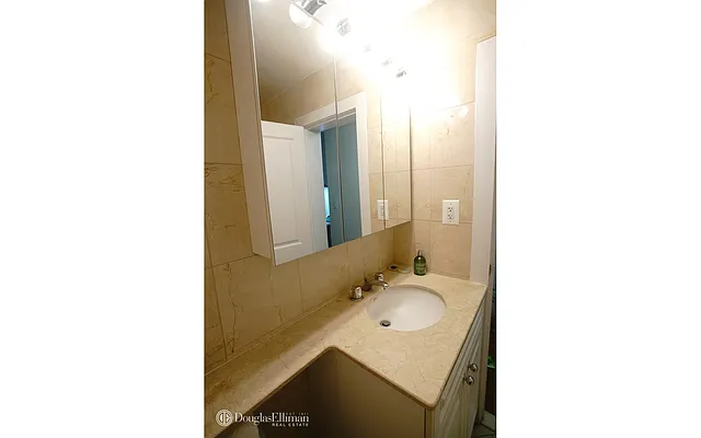 Rented by Douglas Elliman | media 8