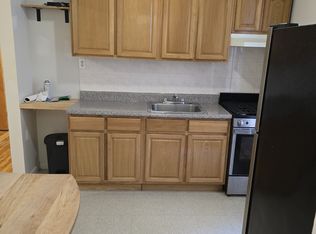 31-28 32nd St #1D, Astoria, NY 11106