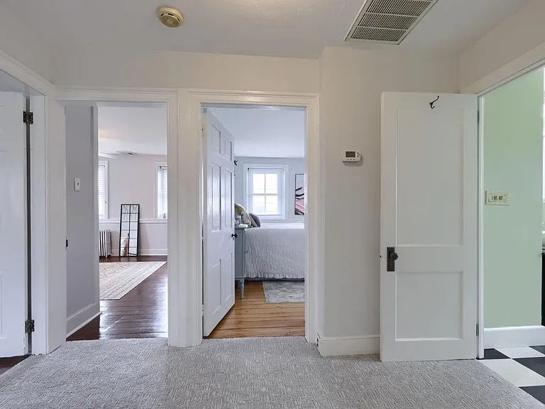 2047 Jarvis Rd — Photo 28