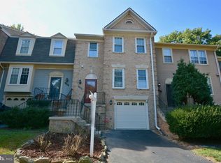 7212 Gentian Ct, Springfield, VA 22152
