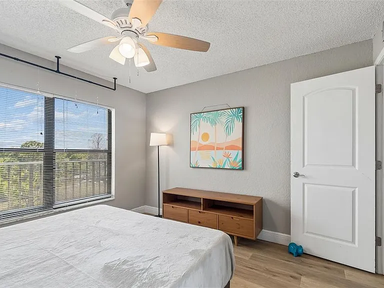 900 Cove Cay Dr #5F — Photo 41