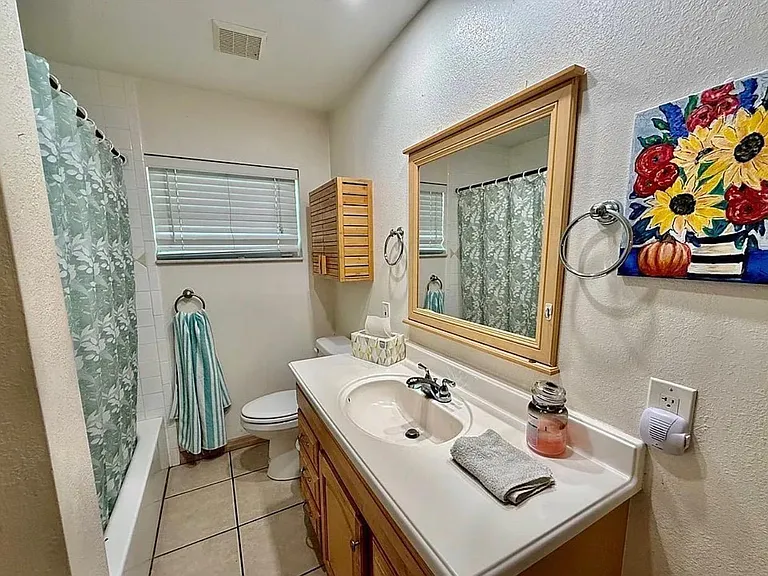 110 Texas Rd — Photo 11