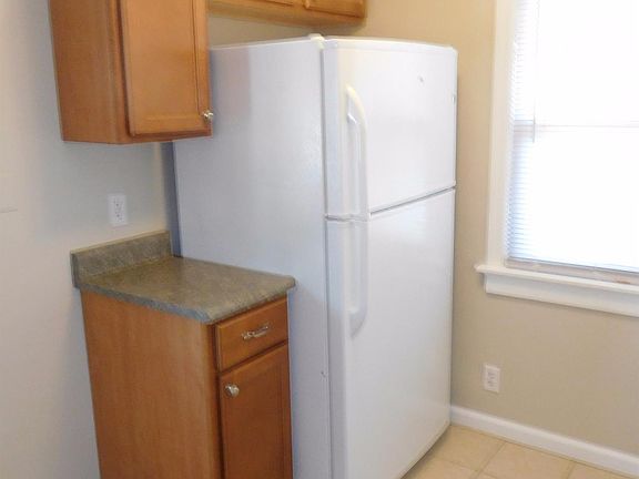 3rd image of 4310 Glenway Ave