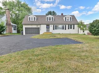 38155 Aurora Rd, Solon, OH 44139