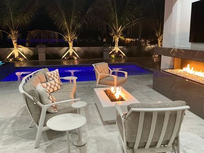 515 93rd Ave N, Naples, FL, 34108