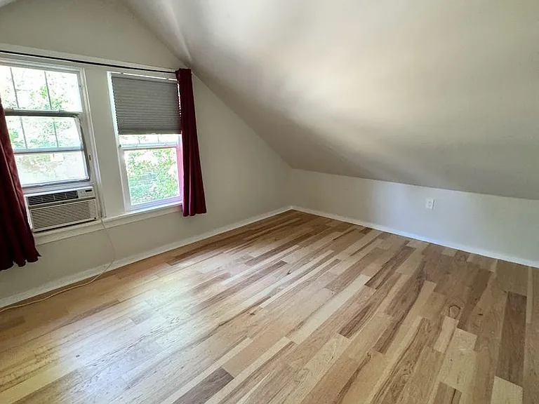 4718 N Oberlin St — Photo 23