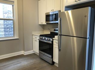 2838 N Albany Ave APT 2W, Chicago, IL 60618