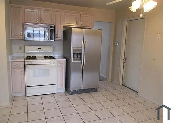 3rd image of 11359 N 112th Ave