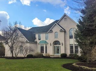 31731 Tradewinds Dr, Avon Lake, OH 44012