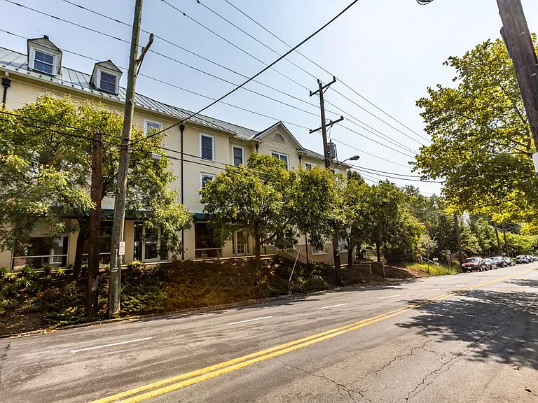 1001 Market St E #10 — Photo 2