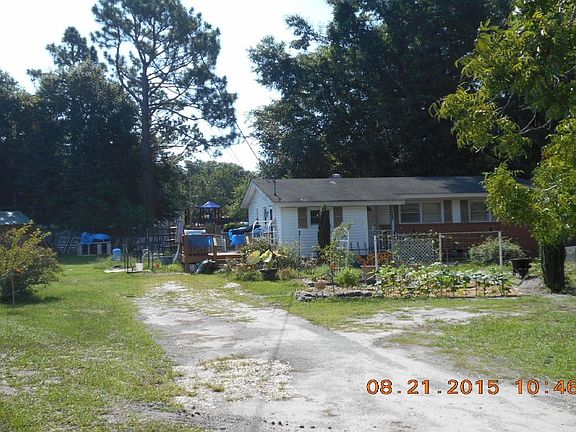 3rd image of 626 Holbrooke Ave