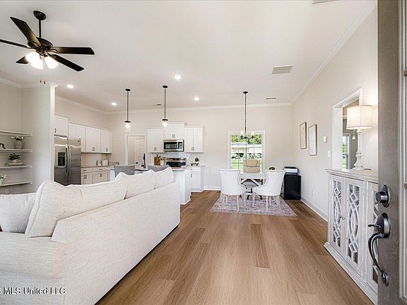 3rd image of 2154 Scott Meadows Ln