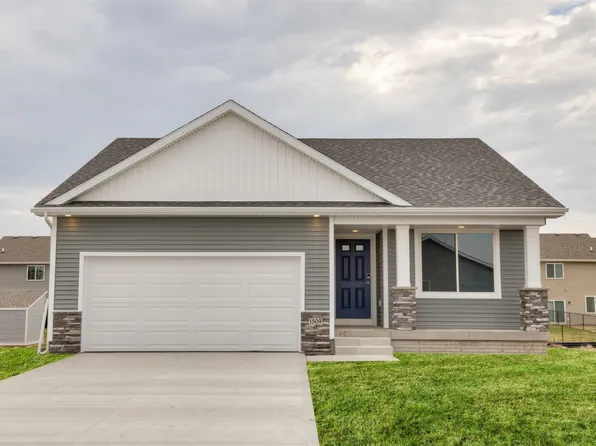 1509 Maple St, Granger, IA 50109