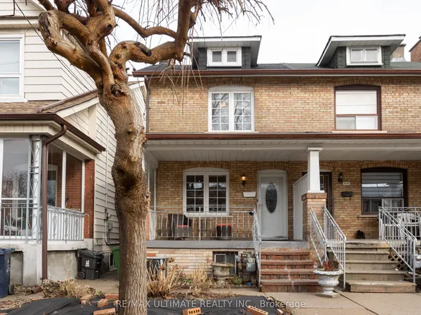 116 Ascot Ave, Toronto, ON M6E 1G2