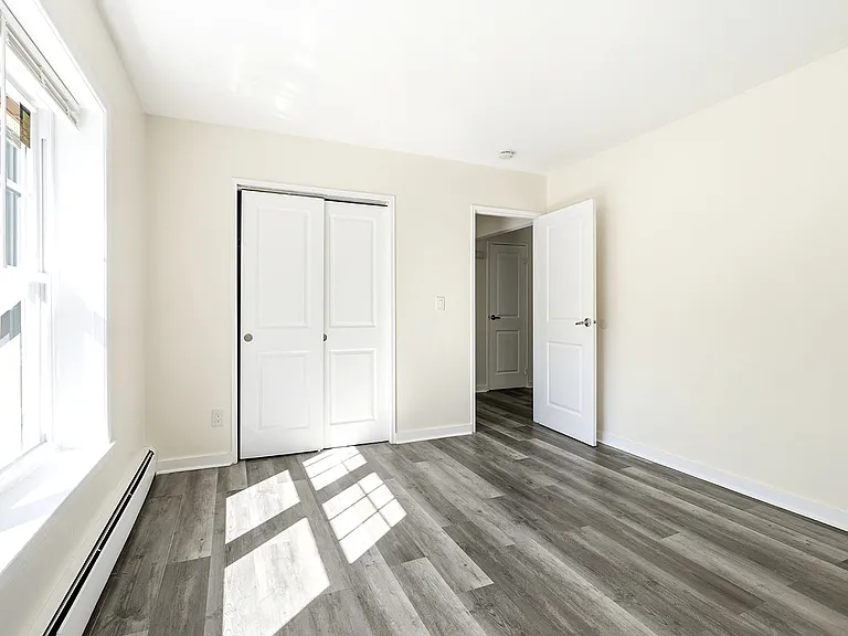 138 Clinton Pl #1B — Photo 8