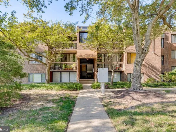 8705 Hayshed Ln Unit 33, Columbia, MD 21045