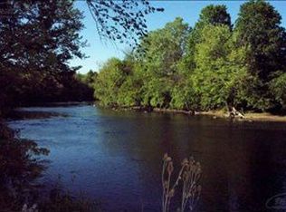 7055 N McKinley Rd, Flushing, MI 48433