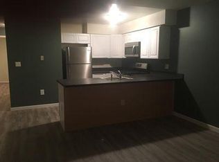 1109 Green St APT 4, Philadelphia, PA 19123